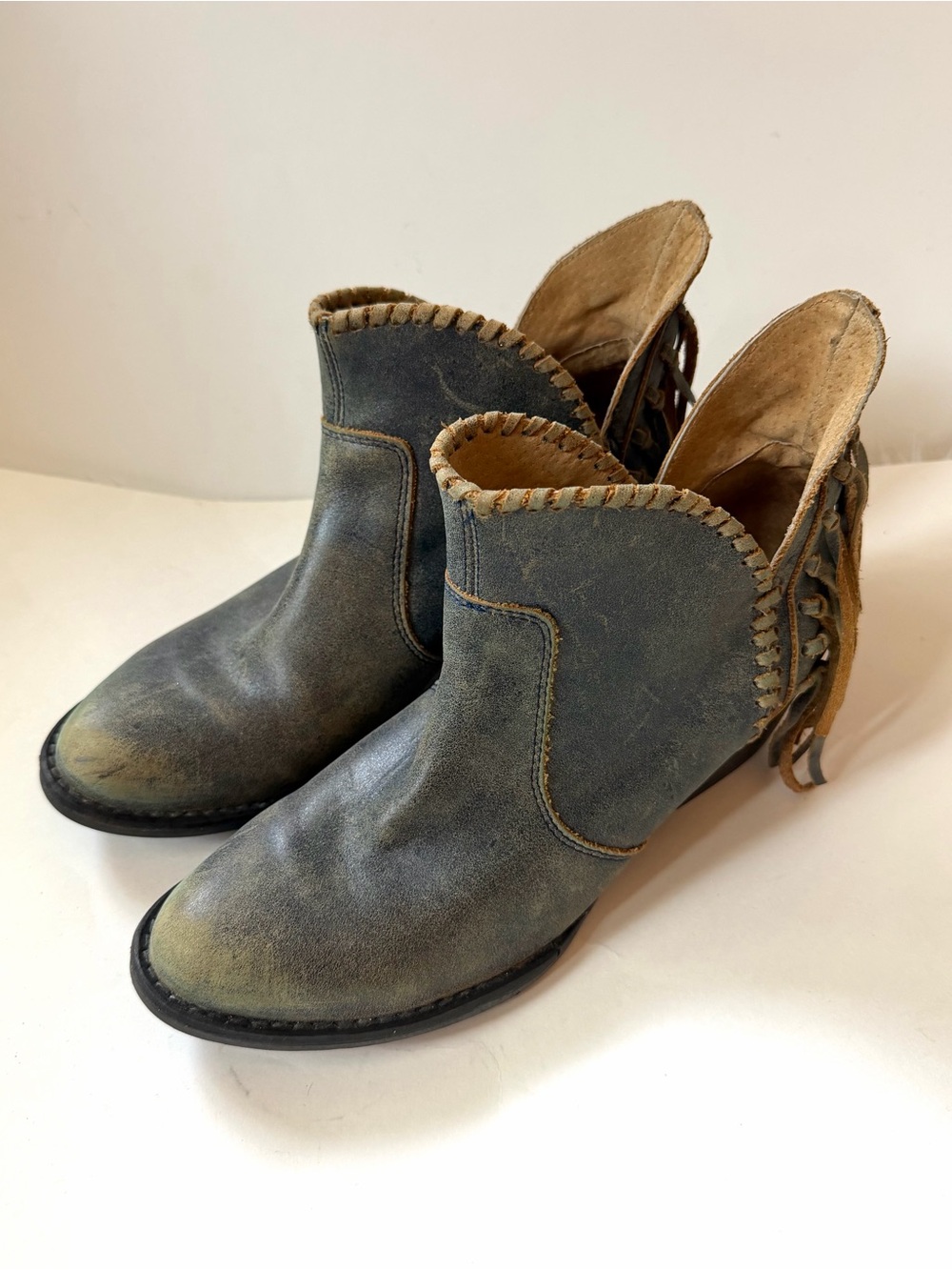 Corral Circle G Leather Distressed Blue Side Fringe Heeled Ankle Bootie Sz 8.5 M